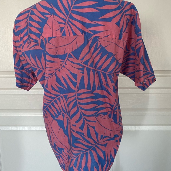 Linen short sleeve top size small - Picture 2 of 4